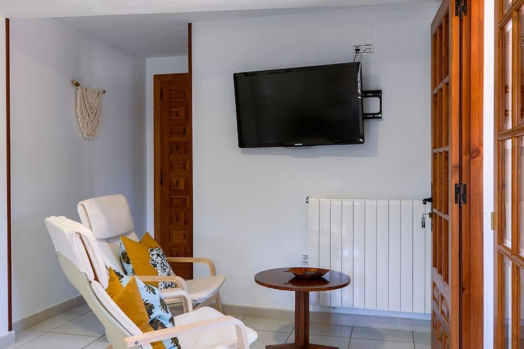 Casa Feli - Apartamento Con Jardin Privado En Los Pirineos Castiello de Jaca Luaran gambar